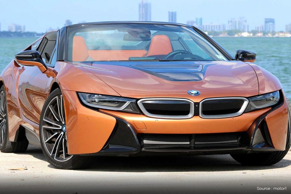 2019 BMW i8 Coupe and Roadster