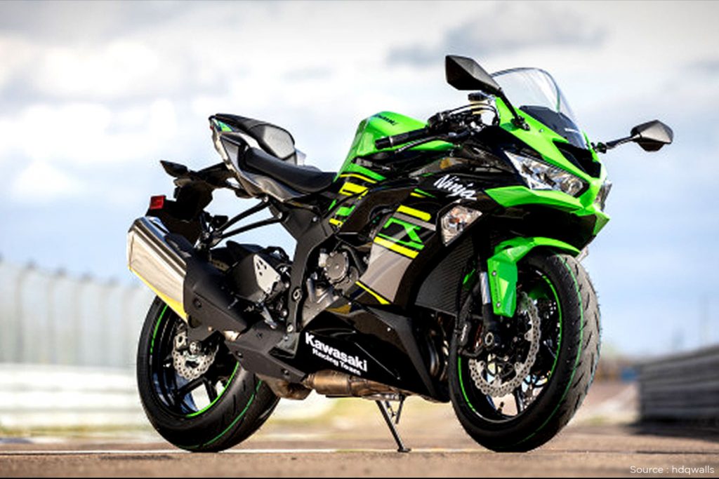 The Kawasaki Ninja ZX - 6R